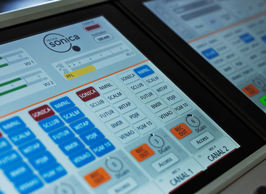 Instalación de Consola 52 SX2 en Ibiza Sonica Radio