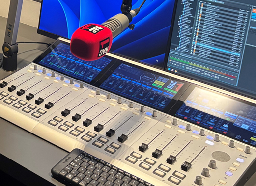 Estudios de RAC 1 con consola DHD SX2